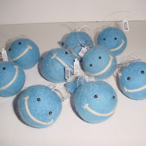 Lot of Nine (9) Crate & Barrel Blue Wool Whale Ornaments or Dryer Balls? NWT - Picture 2 of 3